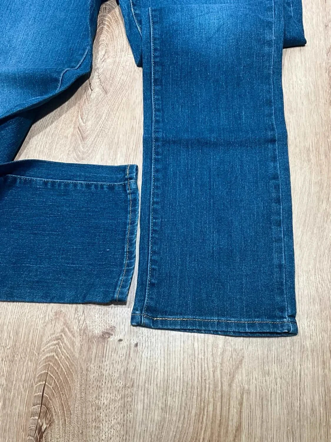 Jean Levi's Mid-Rise Straight Taille W33 L32 Prepy Bleu Foncé Lvf 006 – photo 3